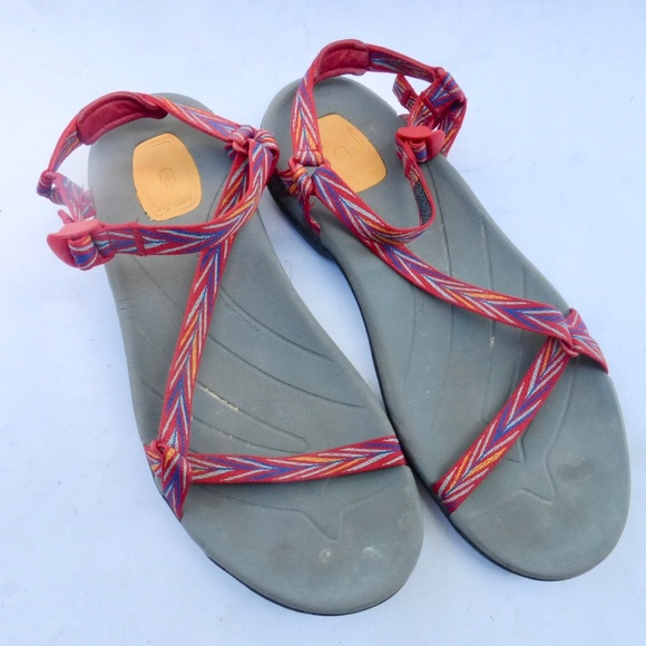 teva thin strap sandals
